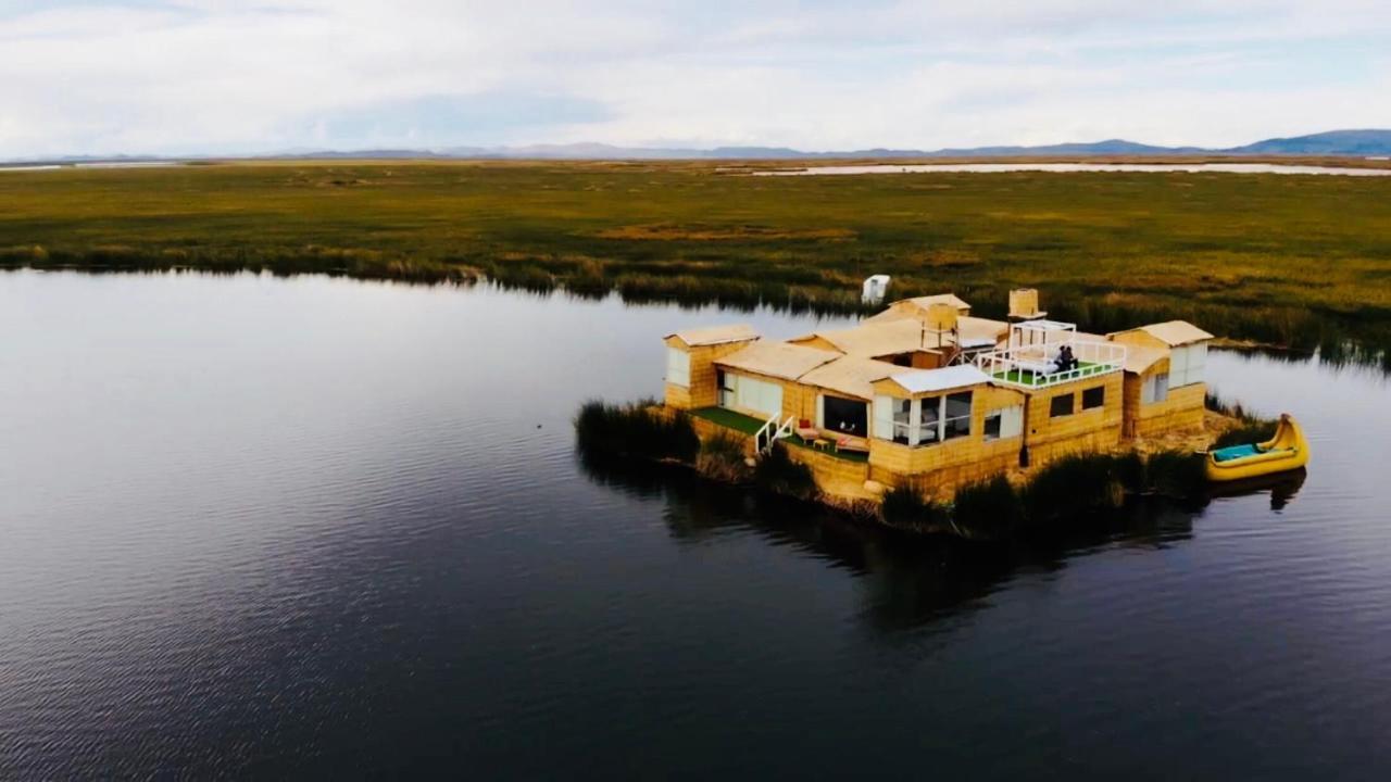 Qhapaq Lago Titicaca - Peru 푸노 외부 사진